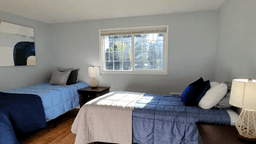 At Tuc's Place - Thumbnail 3