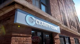 Clarity Clinic Lakeview Broadway - Thumbnail 4