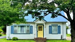 Lighthouse Sober Living - Thumbnail 1