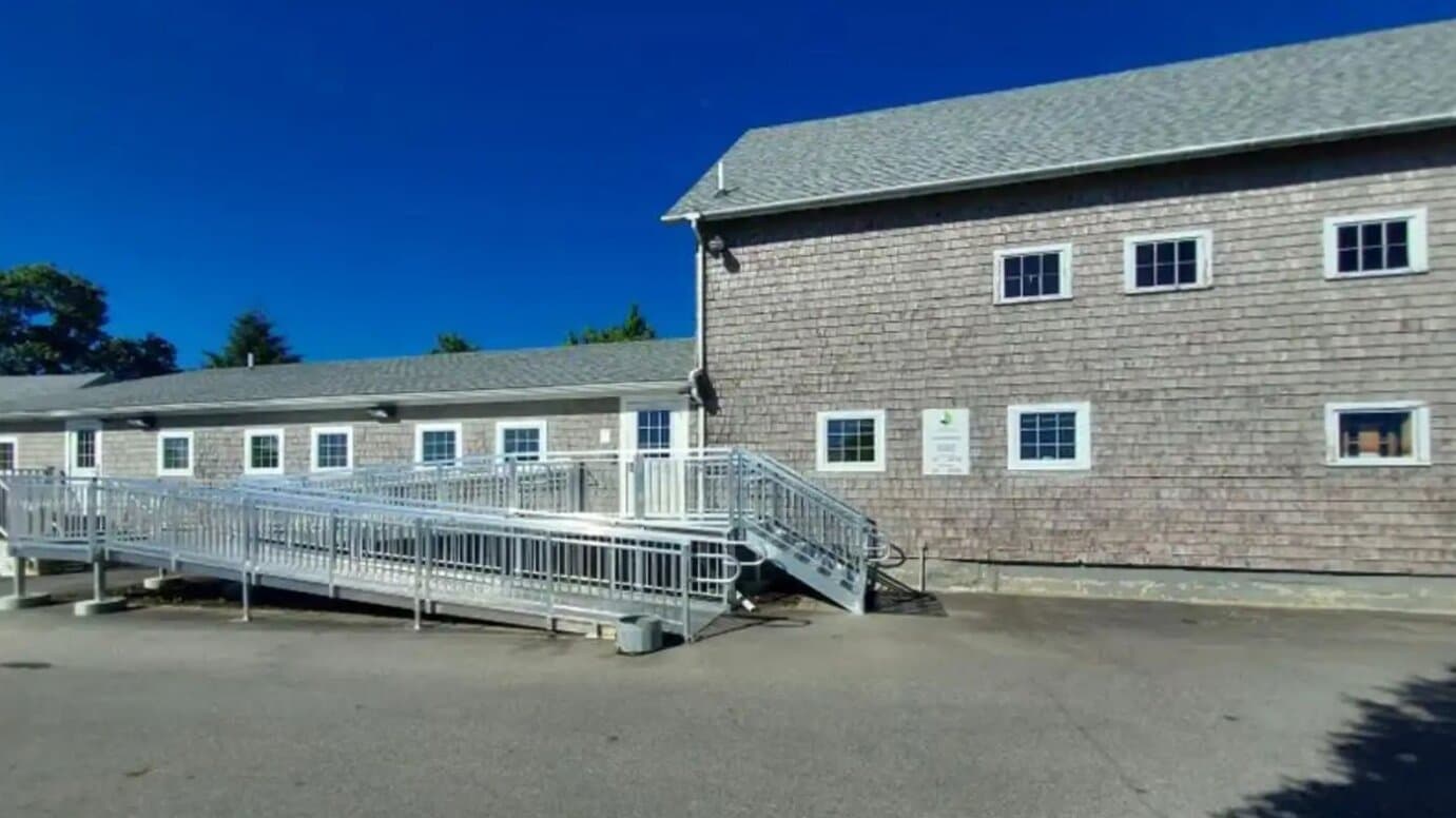 New Season Treatment Center - Rockland
