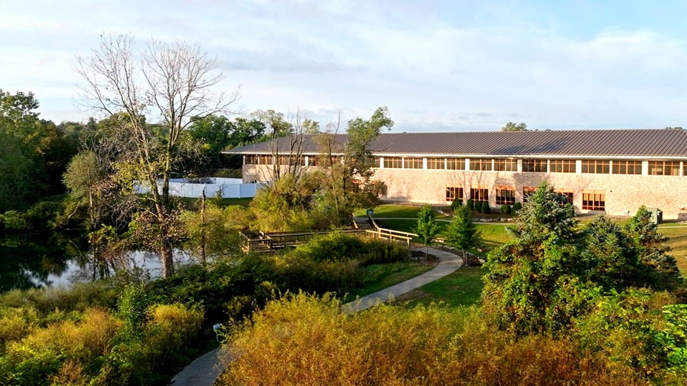Pasadena Villa Great Lakes