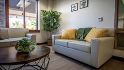 Pasadena Villa Great Lakes - Thumbnail 4
