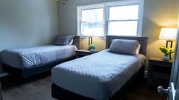 Riverbend Residence - Thumbnail 2