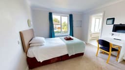 Sanctuary Lodge - Thumbnail 2