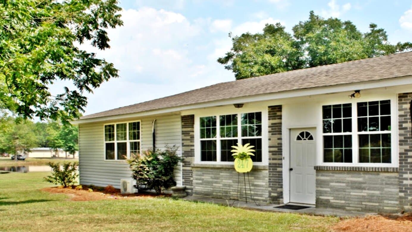24/7 House