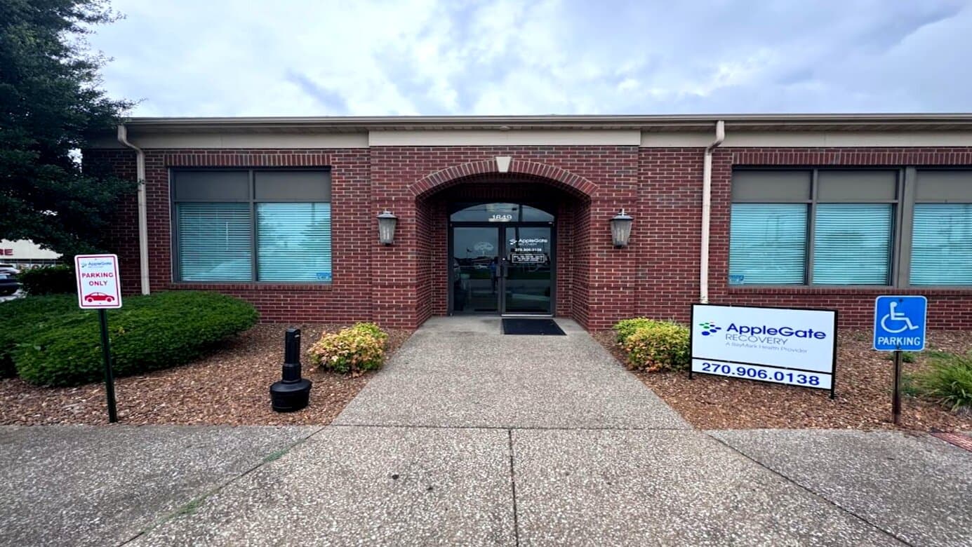 AppleGate Recovery Bowling Green