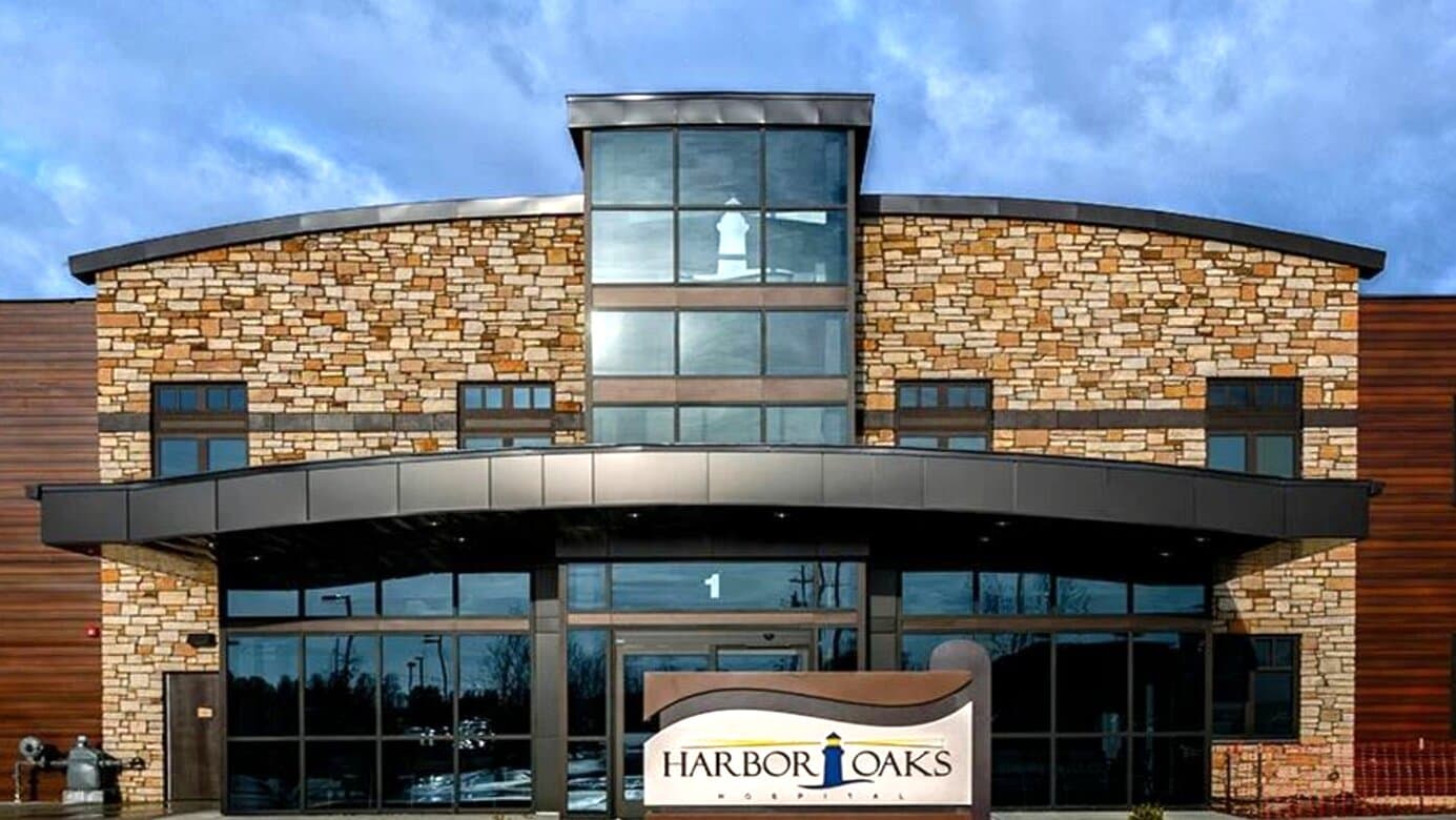 Harbor Oaks