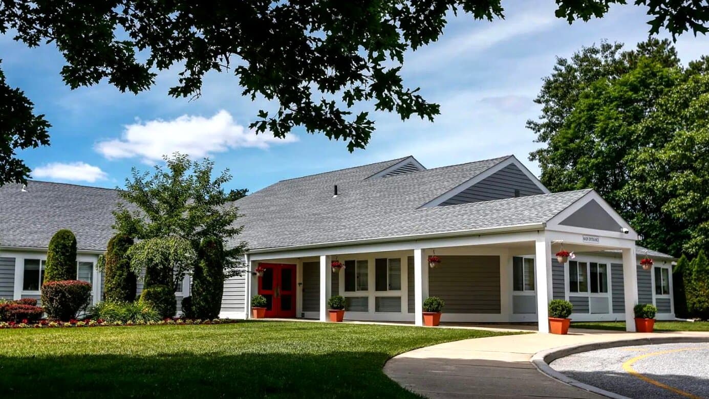 Recovery Centers of America at Lighthouse