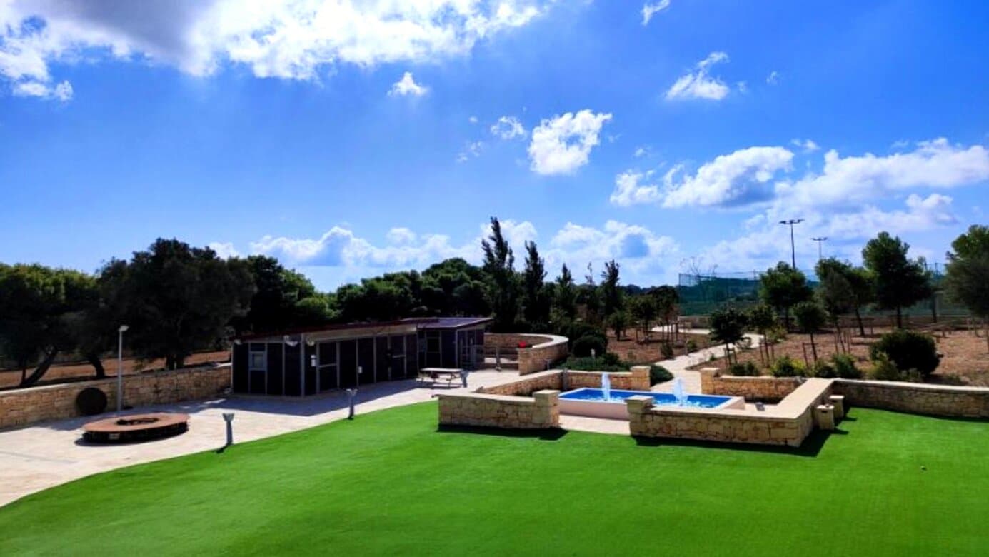 Tal-Ibwar - Ċentru Terapewtiku għall-Adolexxenti (Caritas Malta)
