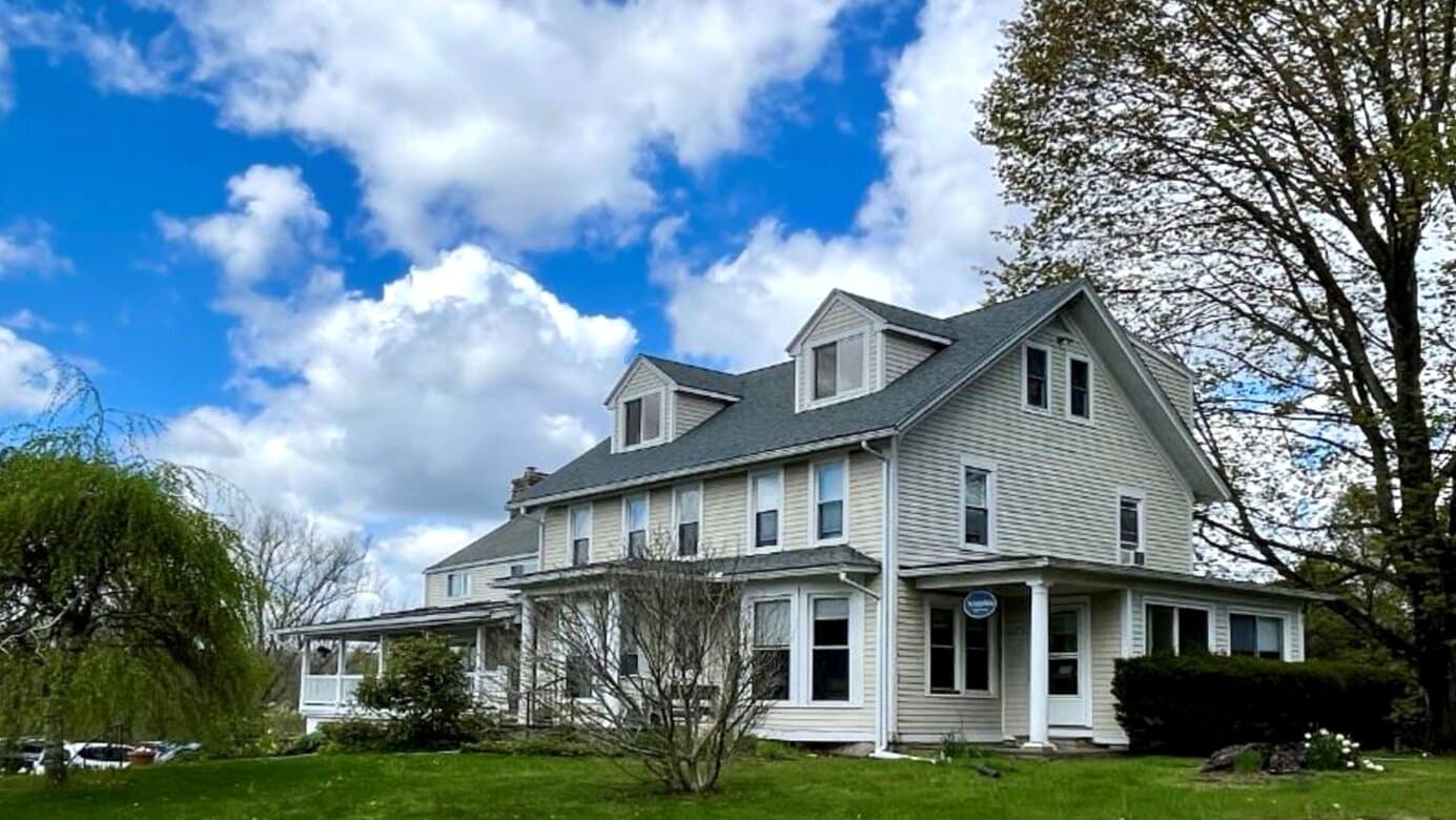 Angelus House at Wellspring