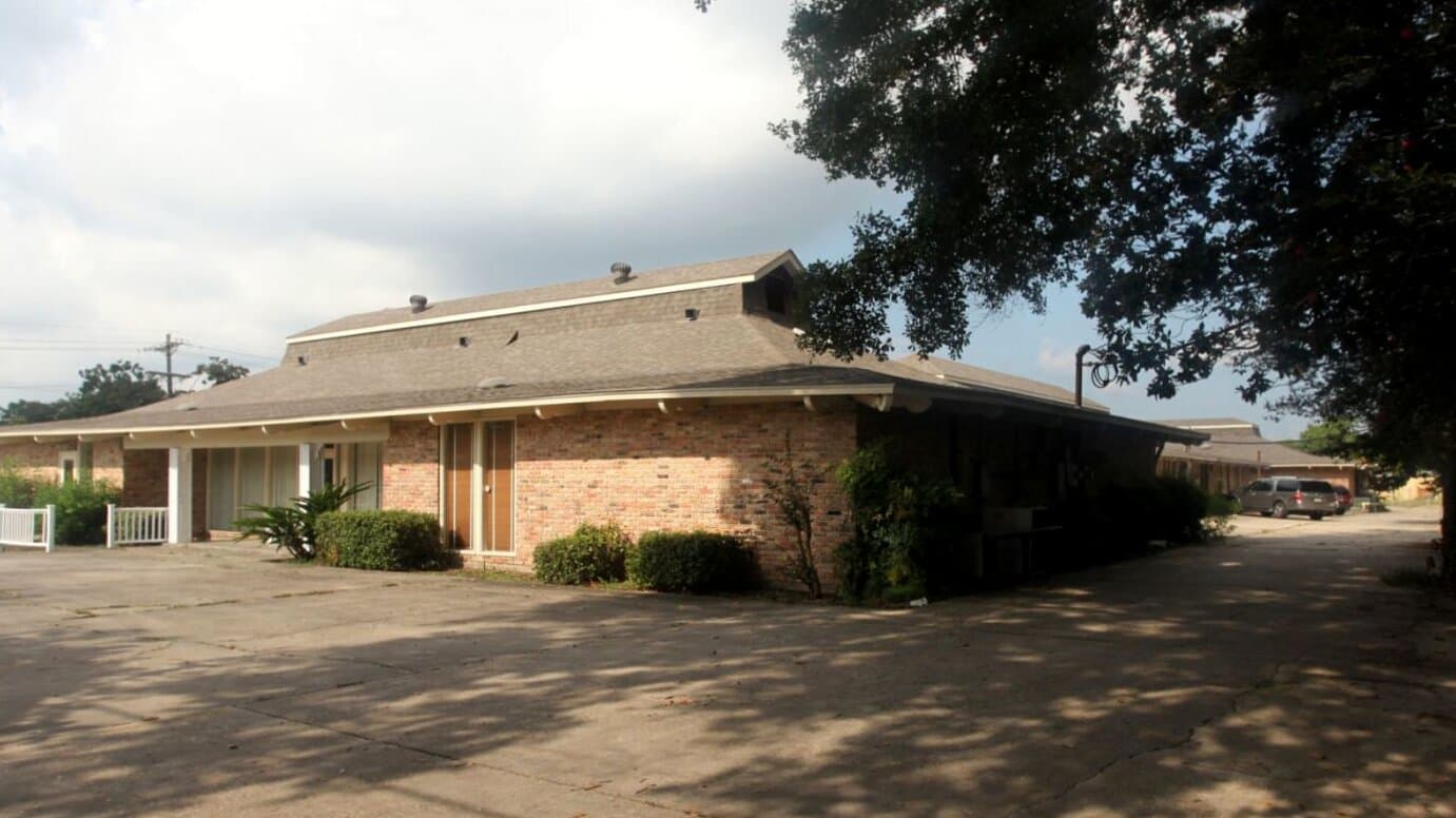 Woodlake Addiction Recovery Center - Mid-City Detox